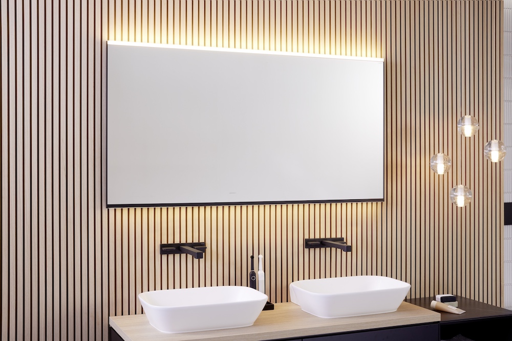 FotoGeberit spiegels met verlichting voor alle badkamers